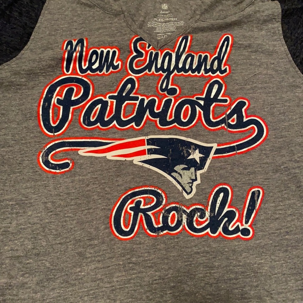 NFL teen apparel long sleeve tee PATRIOTS ROCK